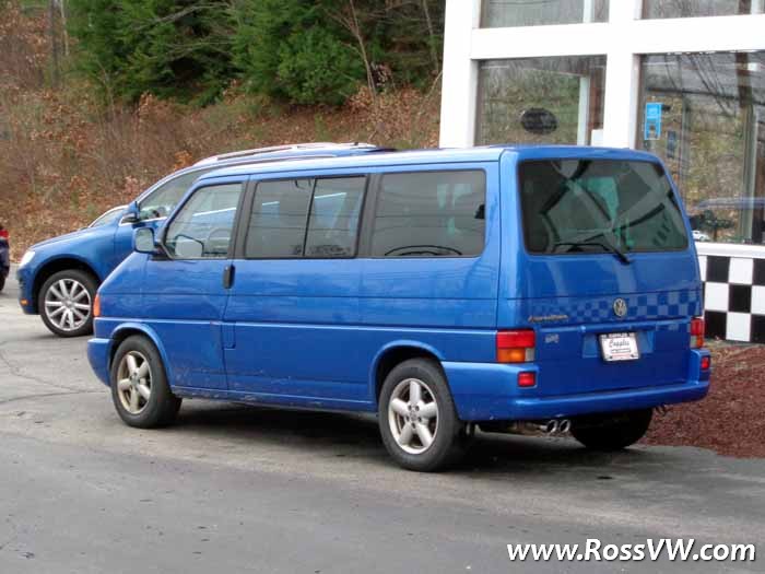 2002 Volkswagen Eurovan MV Techno Blue 69K Miles